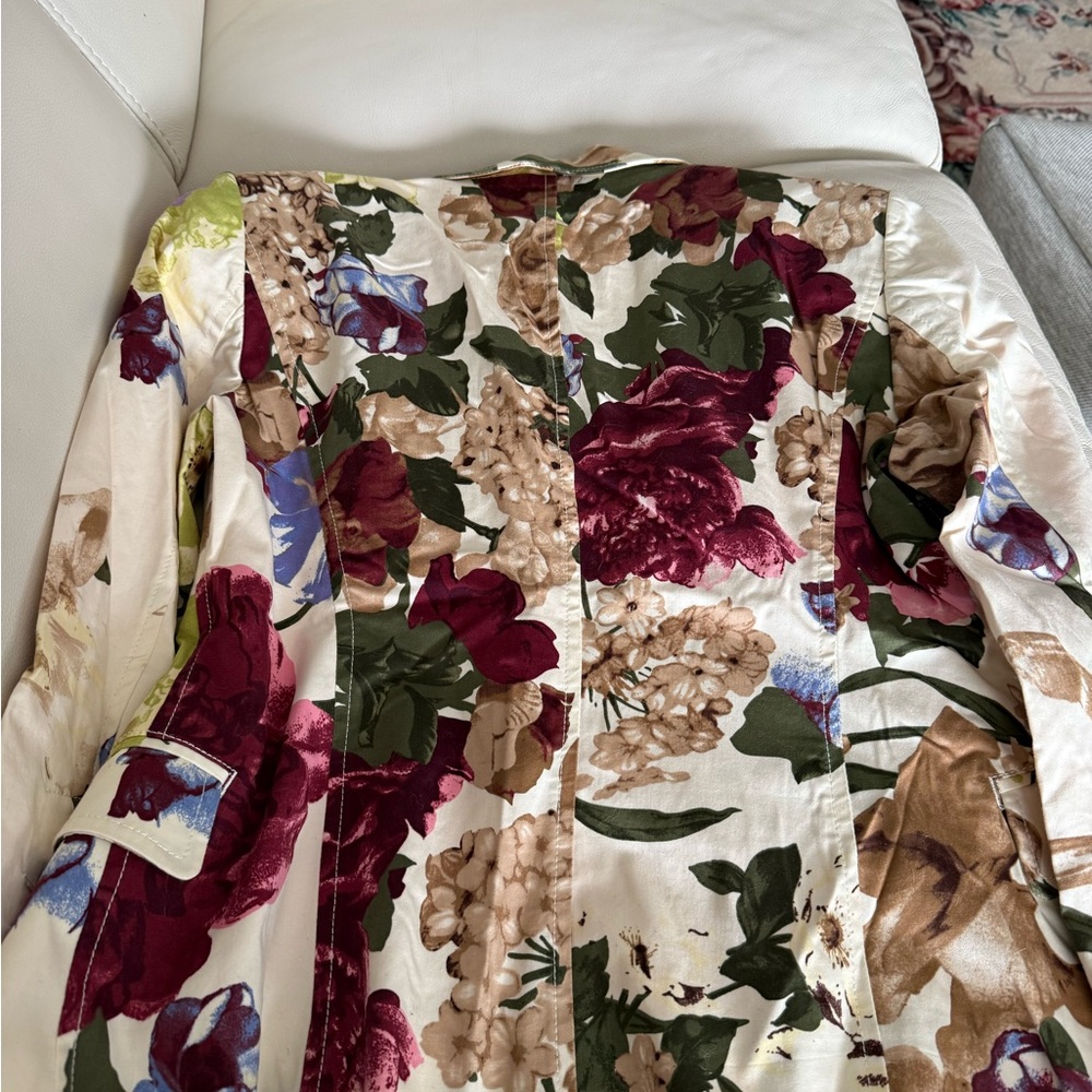 R.E.D Valentino Cream Floral Blazer with Berry and Purple Blooms - Picture 5 of 12